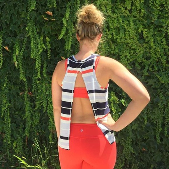 Lululemon All Tied Up Tank
Beach Blanket Stripe Alarming Naval Blue - Picture 3 of 15